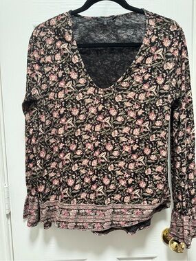 Lucky Brand Black Floral Print Peasant Sleeve Top